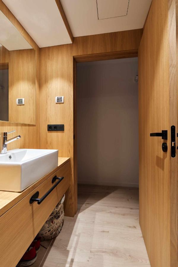 Apartamento Chapitela Deluxe ปัมโปลนา ภายนอก รูปภาพ